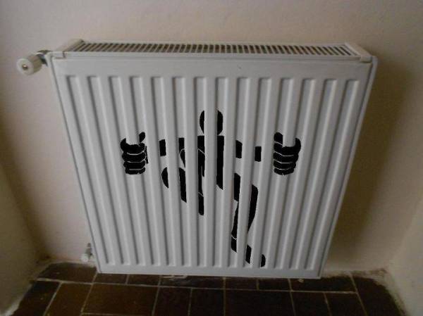 Gevangen in een radiator