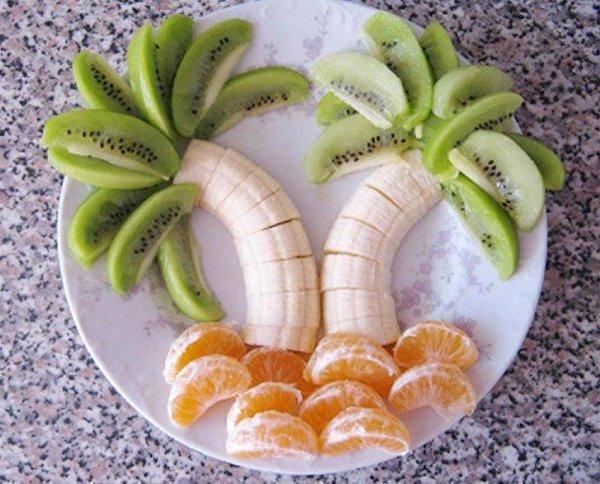 Tropisch geserveerd fruit